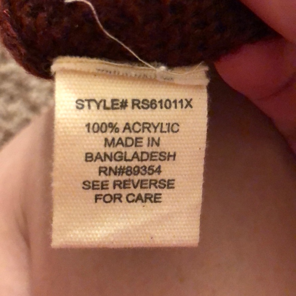 Distressed Plus Size Sweater - Picture 5 of 5